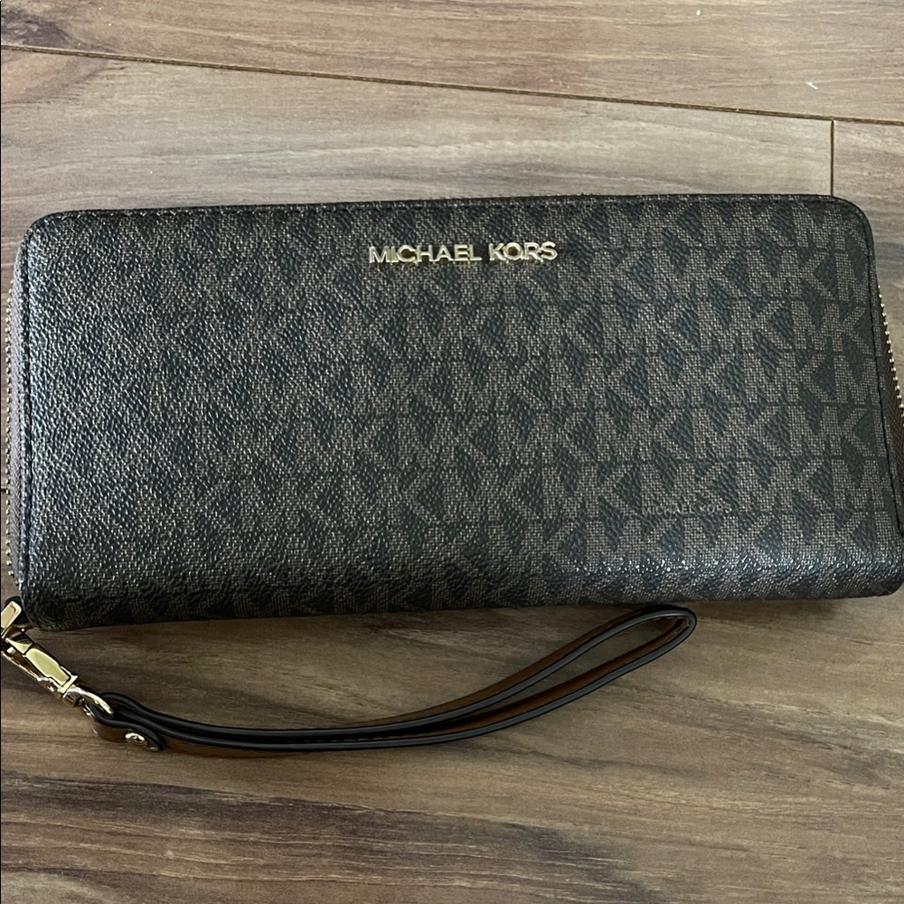 Michael Kors Bag and wallet combo